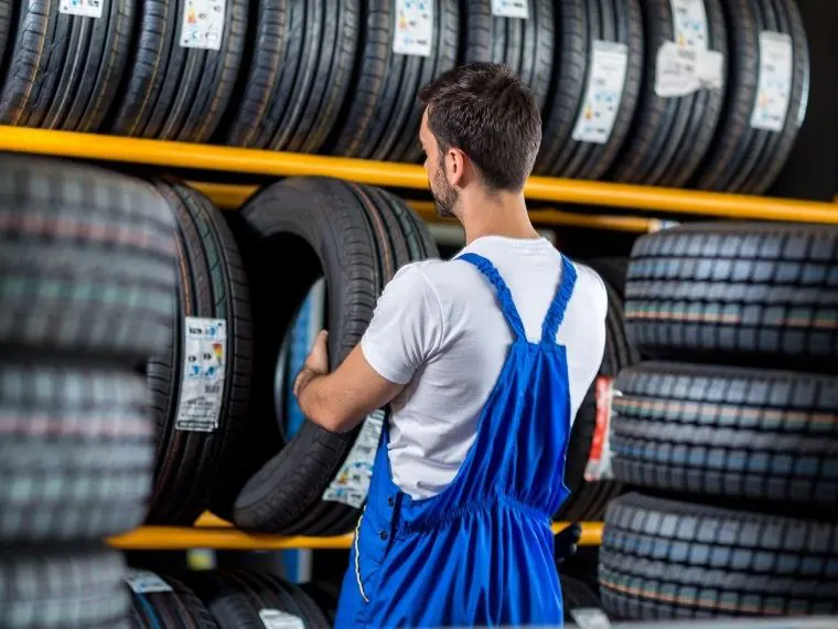 Erciş Oto Lastikçi